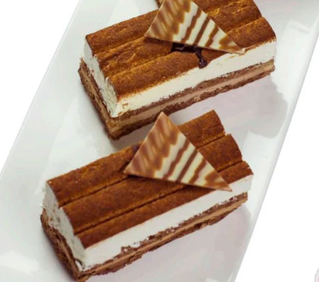 Triángulo Jungle de Chocolate Blanco 350uds - Imagen 2