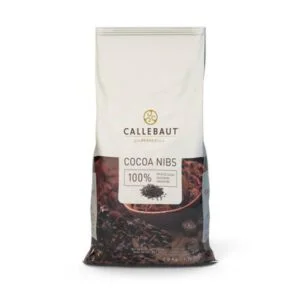 paquete de 800g de nibs de cacao puro de la marca callebaut