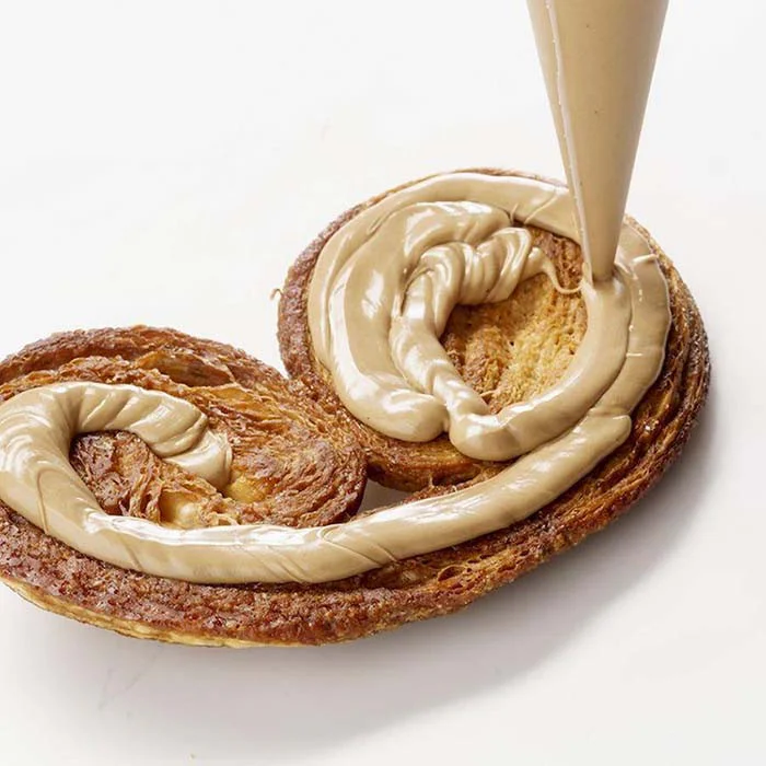 Crema Blanca y Avellanas Chocovic 5Kg - Imagen 4
